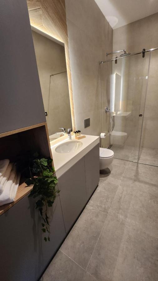 City Nest Modern & Cozy Suites 베오그라드 외부 사진