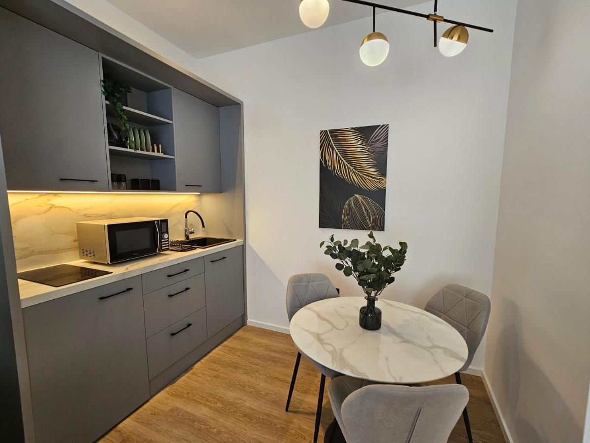 City Nest Modern & Cozy Suites 베오그라드 외부 사진